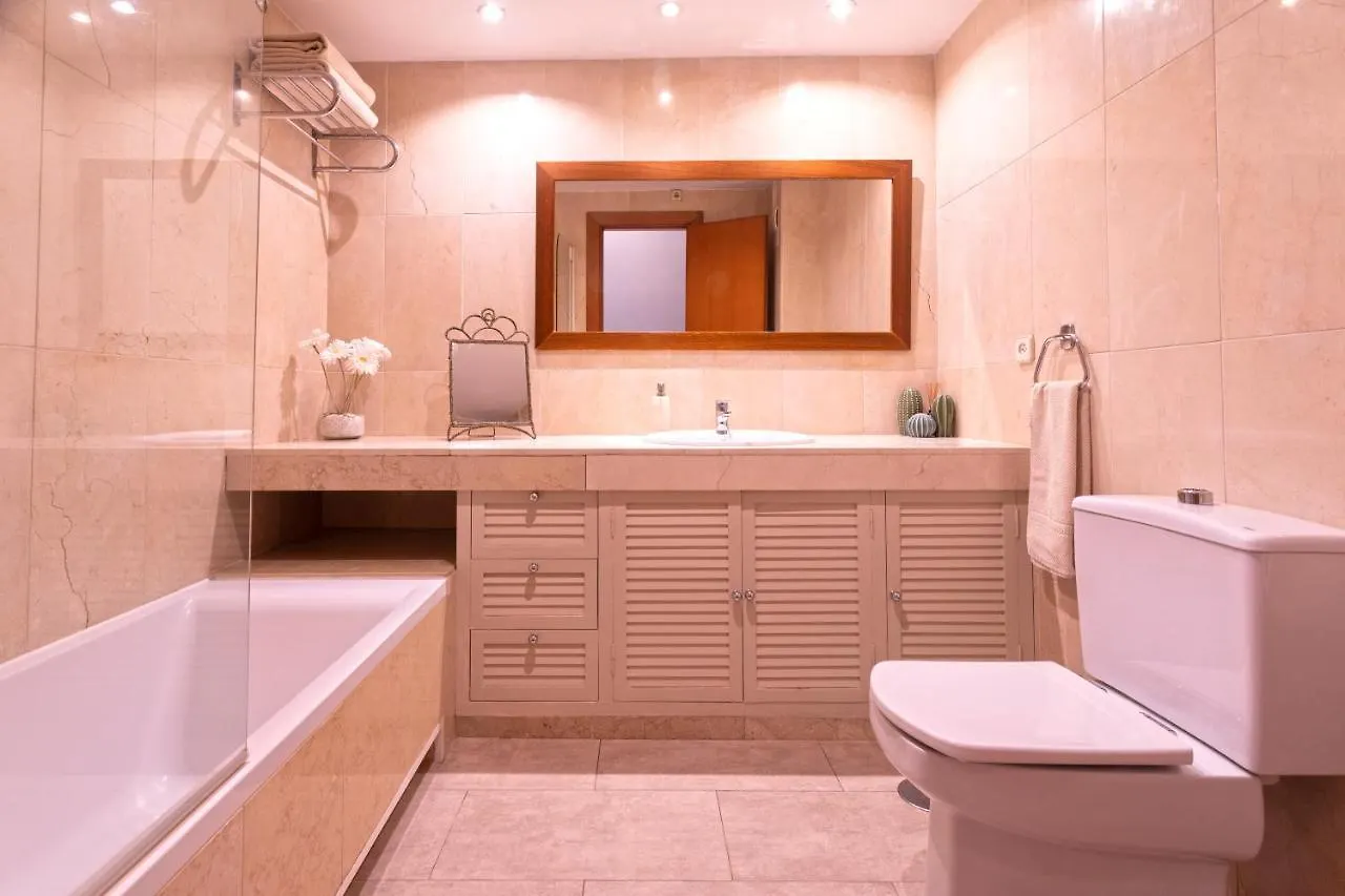 Apartment Ferienwohnung Atico Amplio Y Luminoso Soho Málaga